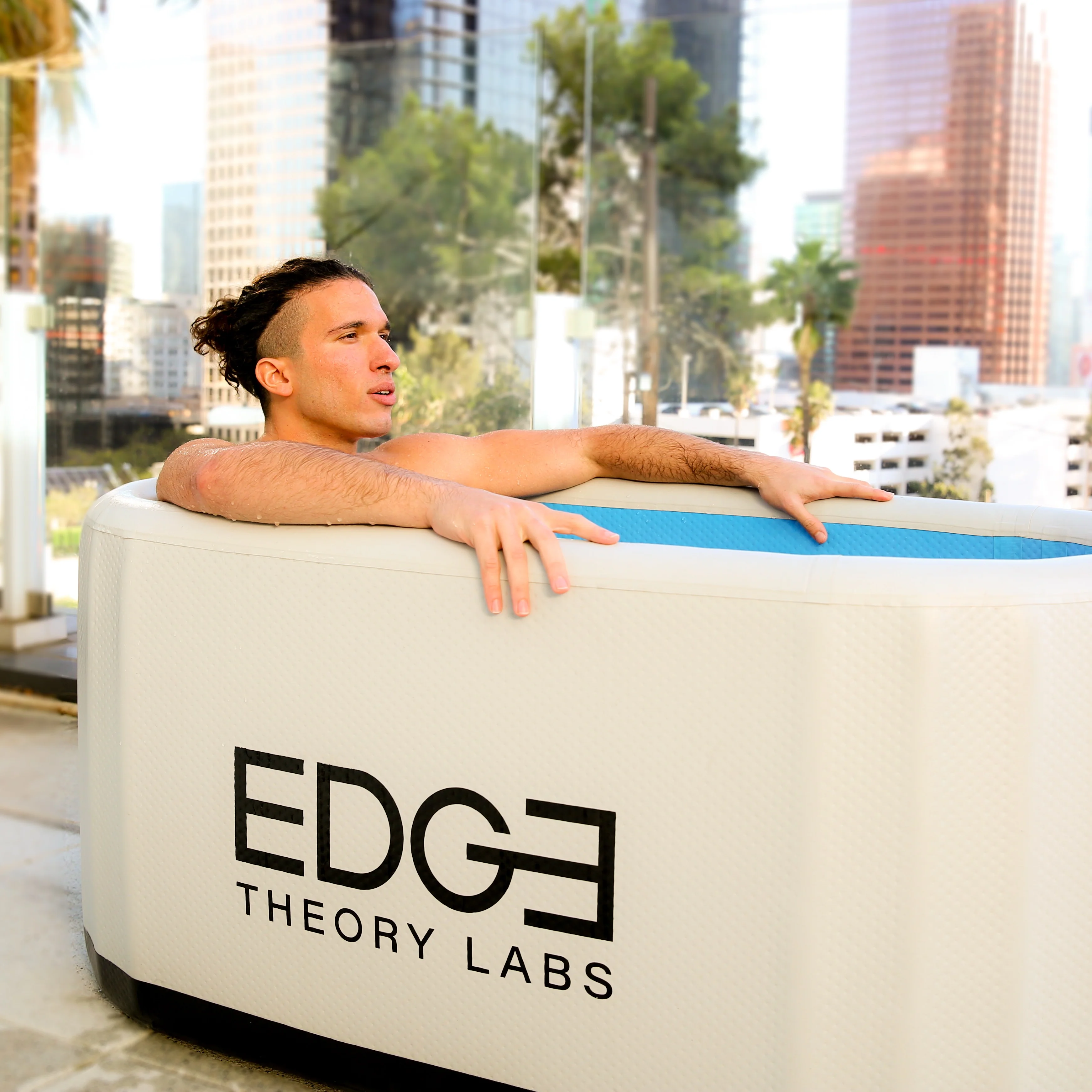 The Edge Tub Cold Plunge Bathtub